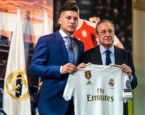 Luka Jovic is unveiled as a Real Madrid player at the Bernabeu ⚪ | B/R Football | Scoopnest