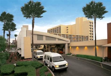 Doubletree By Hilton Hotel Tampa Airport - Tampa International Airport TPA