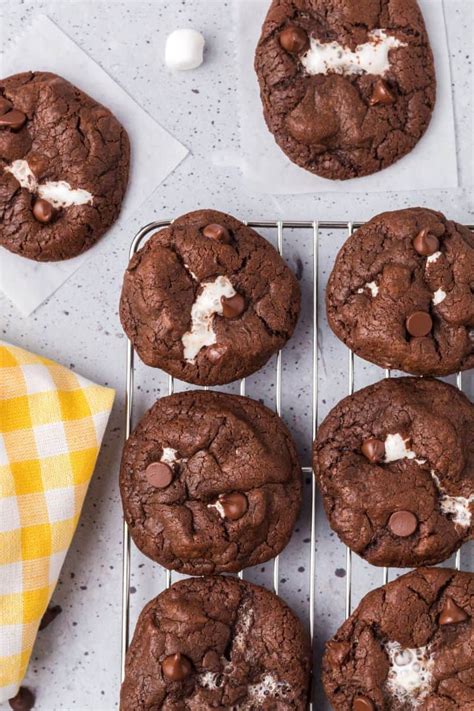 Chocolate Marshmallow Cookies | Everyday Family Cooking