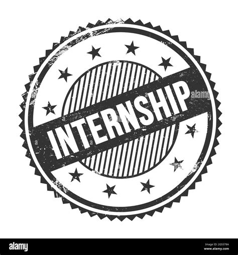 INTERNSHIP text written on black grungy zig zag borders round stamp Stock Photo - Alamy