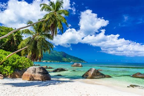 Beau Vallon — Seychelles - ZO Magazine