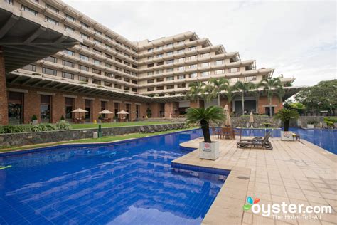 Cinnamon Lakeside Colombo Review: What To REALLY Expect If You Stay