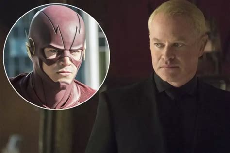 'Arrow's Damien Darhk Will Appear on 'Legends' and 'Flash'