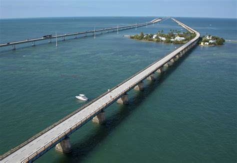 Plan to restore section of 7 Mile Bridge in Keys