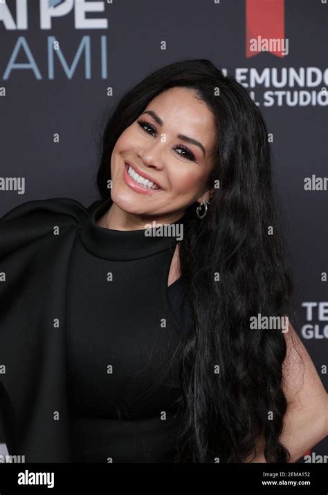 MIAMI BEACH, FL - JANUARY 22: Carolina Sandoval arrives at Telemundo ...