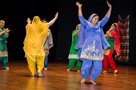 “Punjabi Folk Dance” Giddha Class – Woman Care Trust