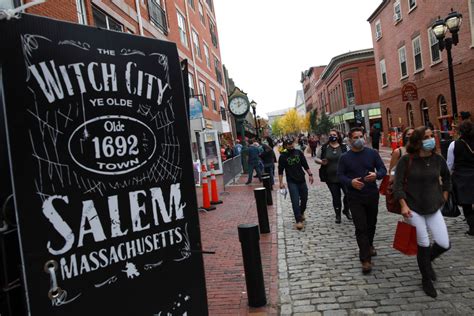 Salem, Massachusetts Asks People to Stay Away This Halloween - InsideHook