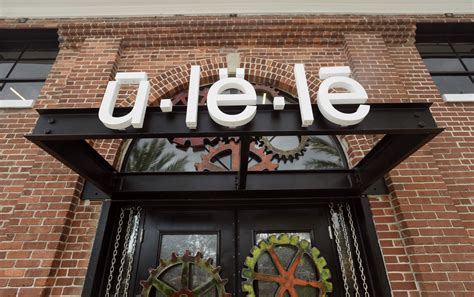 Oysters, frog legs find place on Ulele’s menu | Columbia restaurant, Tampa restaurants, Restaurant