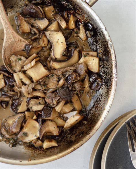 Easy Sautéed Mushrooms with Truffle Butter