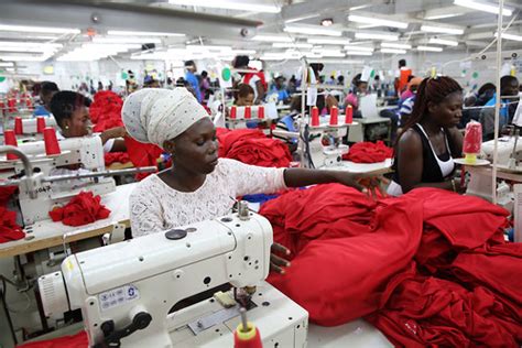 Dignity factory workers producing shirts for overseas clie… | Flickr