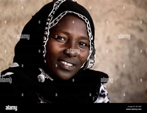 Afar Tribe Woman, Assaita, Afar Regional State, Ethiopia Stock Photo ...