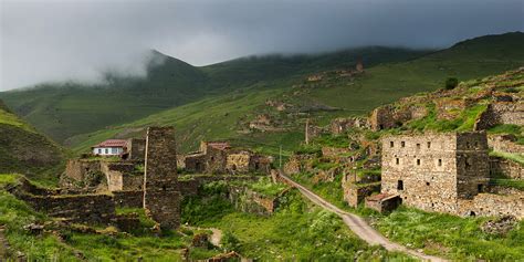 The postcard-perfect beauty of mountainous Ossetia - Russia Beyond