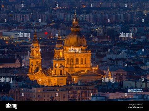 St Stephen´s Basilica at night, Budapest Stock Photo - Alamy