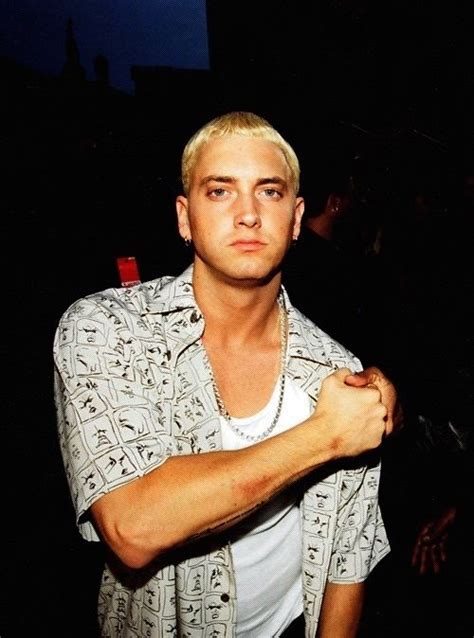 Eminem....the only blonde I prefer | Eminem photos, Eminem, Eminem slim ...