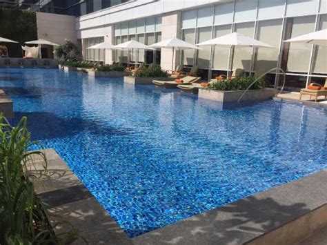 gorgeous pool. - Picture of Shangri-La Hotel Bengaluru, Bengaluru - TripAdvisor