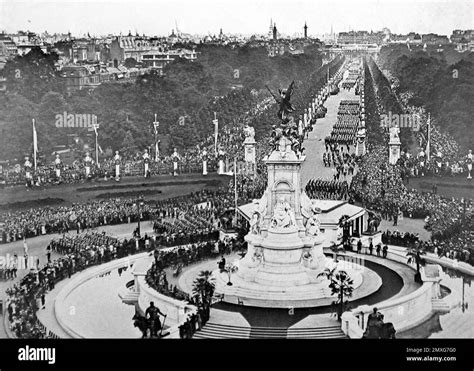 Victory Parade, The Mall, London, 19th July 1919 Stock Photo - Alamy