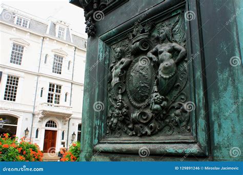 The Statue of Willem Van Oranje in Front of the Royal Palace Stock Photo - Image of front, king ...