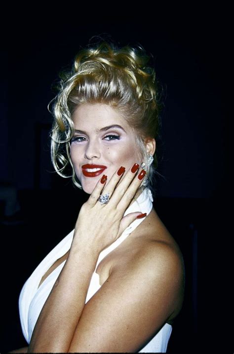 Anna Nicole Smith documentary's inside look at her relationship with ...