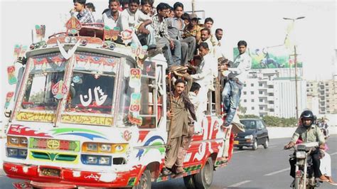 Mazda T3500 Titan And The Minibus Culture - CarSpiritPK