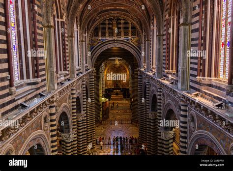 Siena cathedral interior hi-res stock photography and images - Alamy