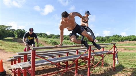 How to tackle an obstacle course race