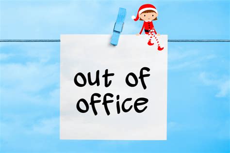 10 Funny Out-of-Office Message Ideas for the Holiday Break