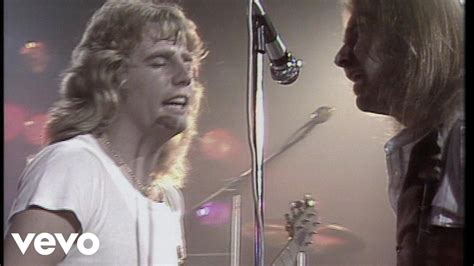 Status Quo - Rockin All Over The World - YouTube