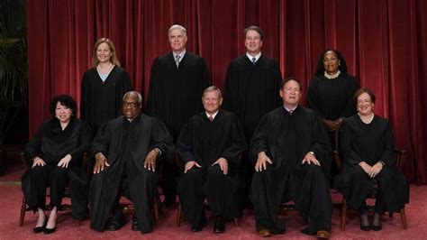 Who are the justices on the US Supreme Court? - BBC News