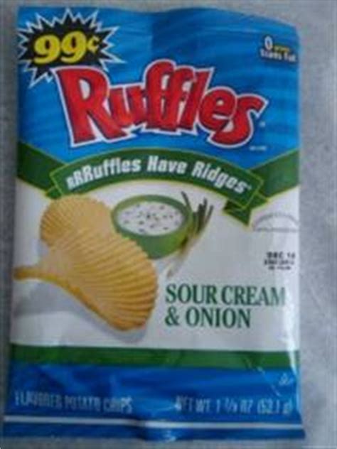 Ruffles Sour Cream & Onion Potato Chips (1.5 oz) - Photo