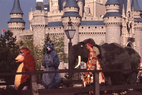 These charming '70s and '80s photos show Disney World in a simpler time | Orlando | Orlando Weekly