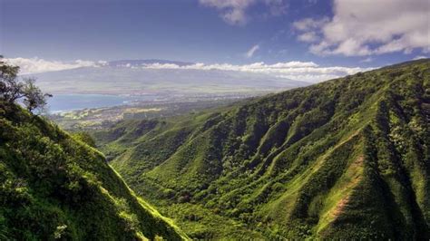 10. Kahului, HI - 7Michael / Getty Images | Hawaiian travel, Hawaii travel guide, Hawaii travel