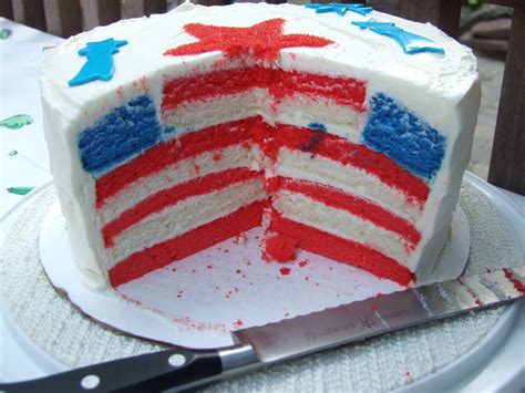 Flag Cake - American flag on the inside! | Cake, Cake toppings, Flag cake