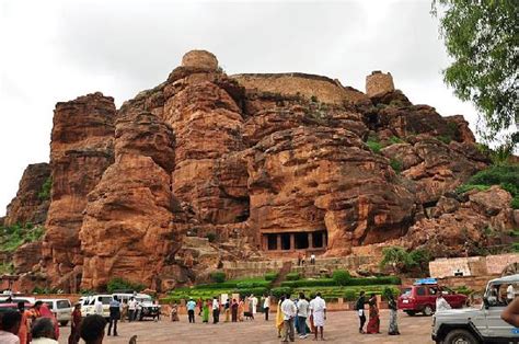 Badami Caves - Quick Guide | LaptrinhX