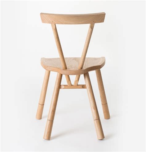 4 Legged Chair | Chair, Traditional chairs, Chair legs