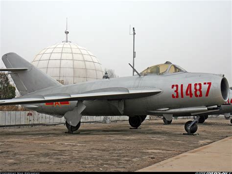 Shenyang J-5 - China - Air Force | Aviation Photo #1209839 | Airliners.net