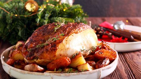 This slow cooker recipe is our favourite way to make turkey - Flipboard