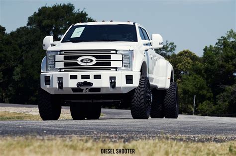 Big Guy: White and Stylish Ford F-450 with Minor Mods — CARiD.com Gallery