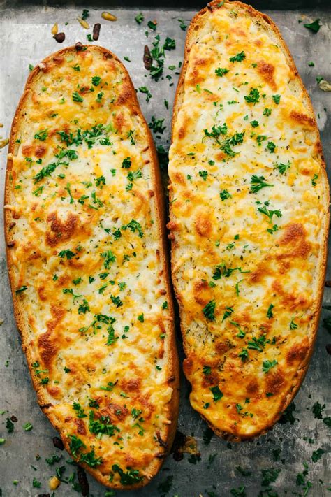 Easy Cheesy Garlic Bread - Yummy Recipe