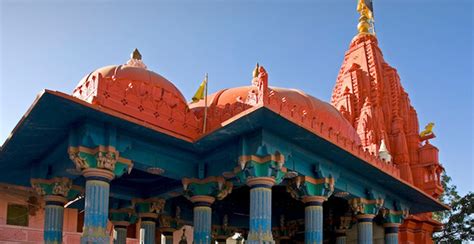 Pushkar Brahma Temple - Pushkar, India - Pickyourtrail