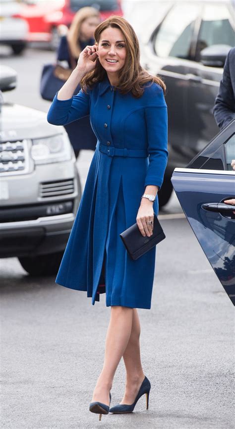 Kate Middleton Wears Pink Gown to Prince Charles's 70th Birthday Party ...