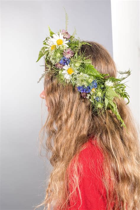 How to make a midsommar flower crown – Artofit