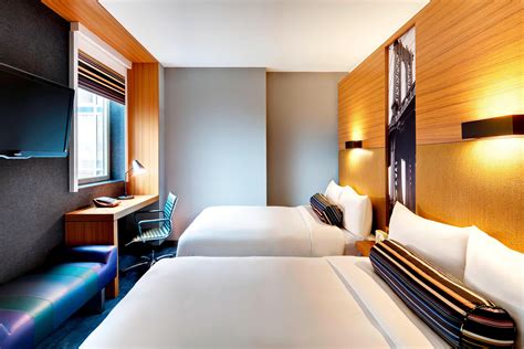 Hotel Rooms & Amenities | Aloft New York Brooklyn