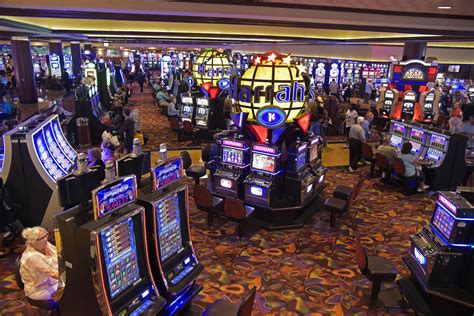 Atlantic City - Harrah's Resort; Gambling Casino (1) | Atlantic City | Pictures in Global-Geography