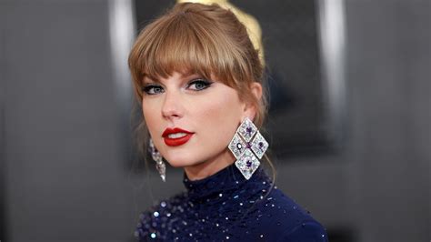 Taylor Swift Joins Forbes Billionaires List —Here's How She Did It