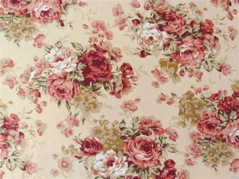 Vintage Pink Roses Wallpaper