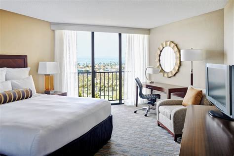 Newport Beach Marriott Hotel and Spa Newport Beach, California, US - Reservations.com