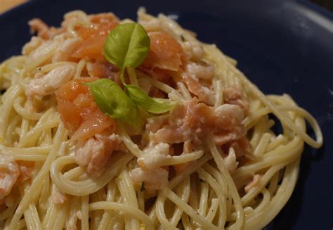 Designer Dishes: Creamy smoked salmon and prawn pasta