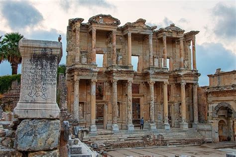 Ephesus Small Group Day Tour from Kusadasi 2024