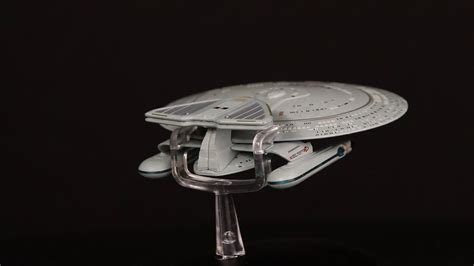 Star Trek Nebula Class Starship Model from Eaglemoss - YouTube