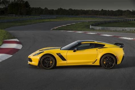 Chevrolet Corvette Z06 C7.R Edition | Pictures, Specs, News | Digital ...